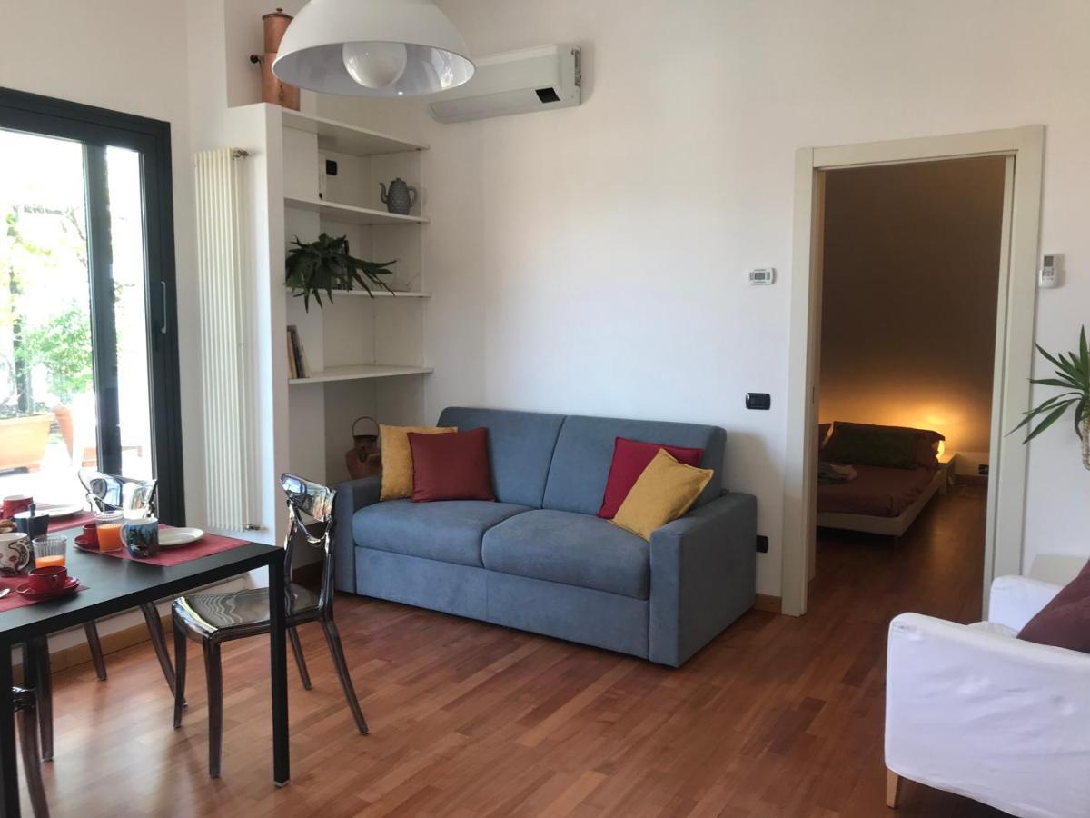 Apartment Up To Sky - With Terrace Milan